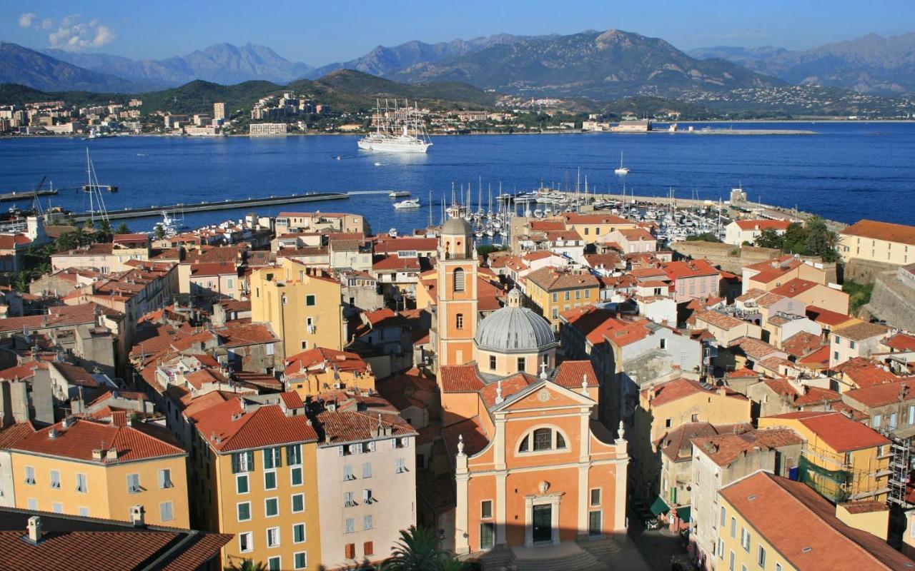 Appartement Avec Magnifique Vue Mer Ajaccio  Exterior foto